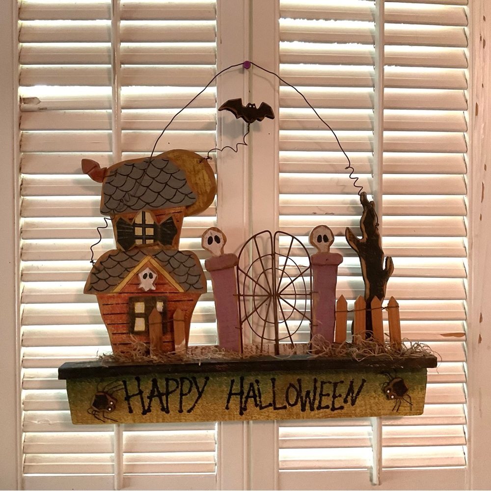 Halloween Wooden Decor with Spooky Design